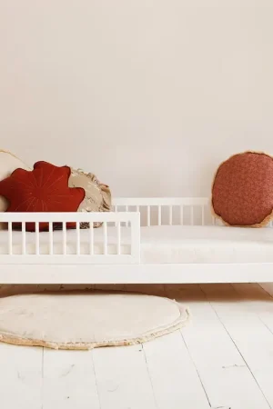 Lit 90x190 barrière et sommier inclus pieds 10 cm Adèle Blanc Jusqu'à Épuisement Des Stocks