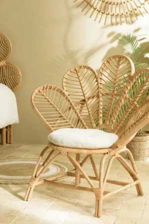 Livraison Express Fauteuil en rotin bohême avec coussin blanc MANY