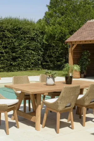 Salon de jardin teck naturel 1 table pieds tréteaux 220 cm + 6 chaises résine tressée MANY Populaire
