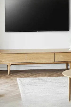Acheter En Ligne Meuble TV scandinave en placage chêne 2 portes 1 tiroir TARAZ