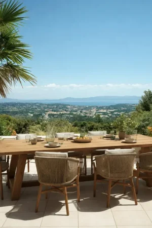 Offre Spéciale Table à manger de jardin 300 cm en bois de teck recyclé naturel SANTO