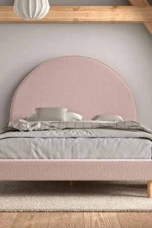 Remise Lit rembourré Maeva 140x200cm avec deux tables de nuit - tissu bouclé rose