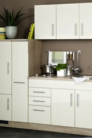 Commander Vite Kitchenette Toto 210cm avec plaque de cuisson et réfrigérateur - crème brillant
