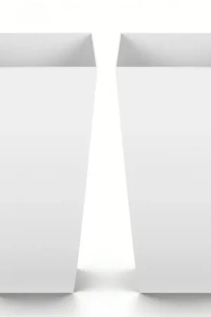 Top Vente VEVOR Jardinière Haute Lot de 2 Pot de Fleur Haut 66,5 cm pour Plantes Intérieur Extérieur Entrée Terrasse Jardin, avec Trous Drainage, Roulettes, Style Moderne Plastique, Forme Carrée Conique, Blanc
