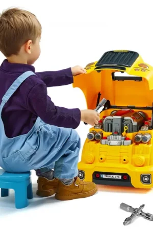 Expédié Aujourd'hui VEVOR Jouet Moteur de Camion, 60 Accessoires, Jouet Mécanicien Camion Enfant avec Lumières, Sons, Volant, Kit Jeu Imitation Mécanicien Réparation Atelier Automobile pour Enfants 3 Ans et Plus, Jaune